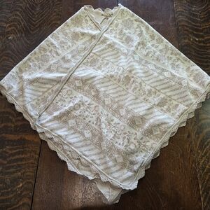 Knitted & Knotted Tan and metallic gold over the shoulder shawl Anthropologie OS